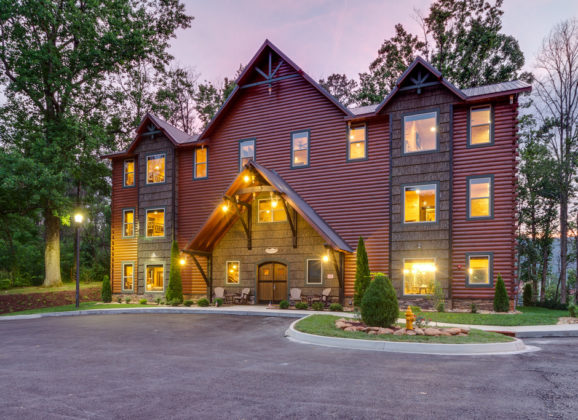 Where Luxury Meets the Smokies: New Luxury Big Cabins in Gatlinburg